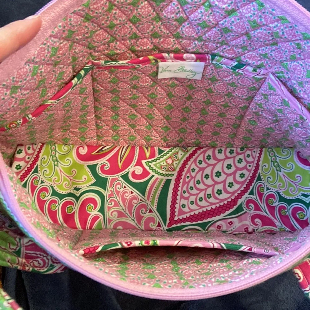 Vera Bradley Purse in Pinwheel Pink Pattern - Picture 5 of 10